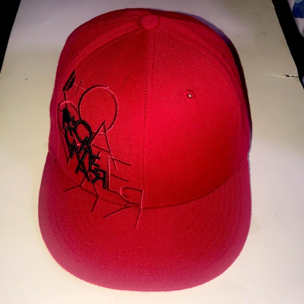 Men’s Rocawear Fitted Cap